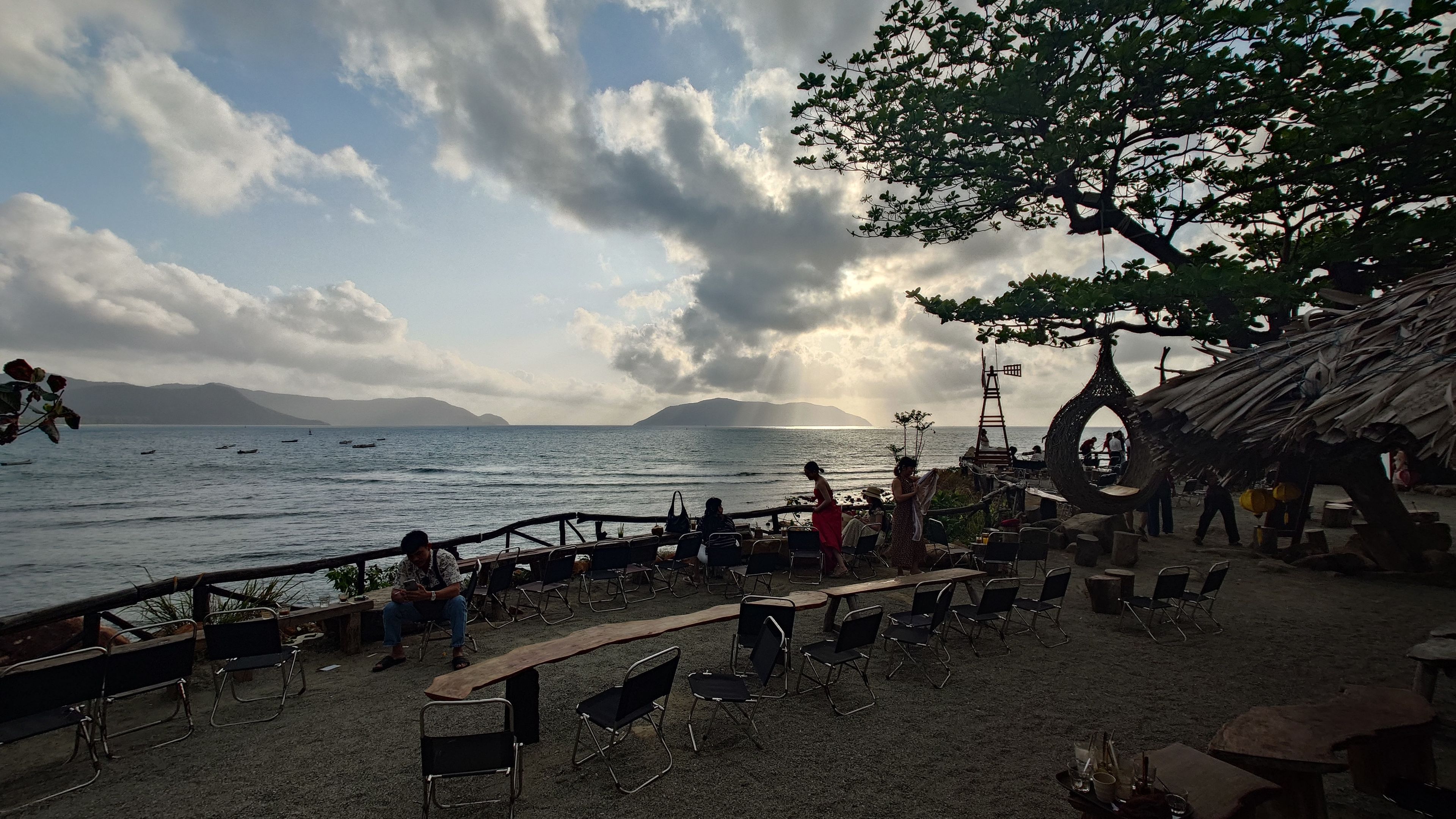 Beautiful sunrise scene with the horizon dyed in orange