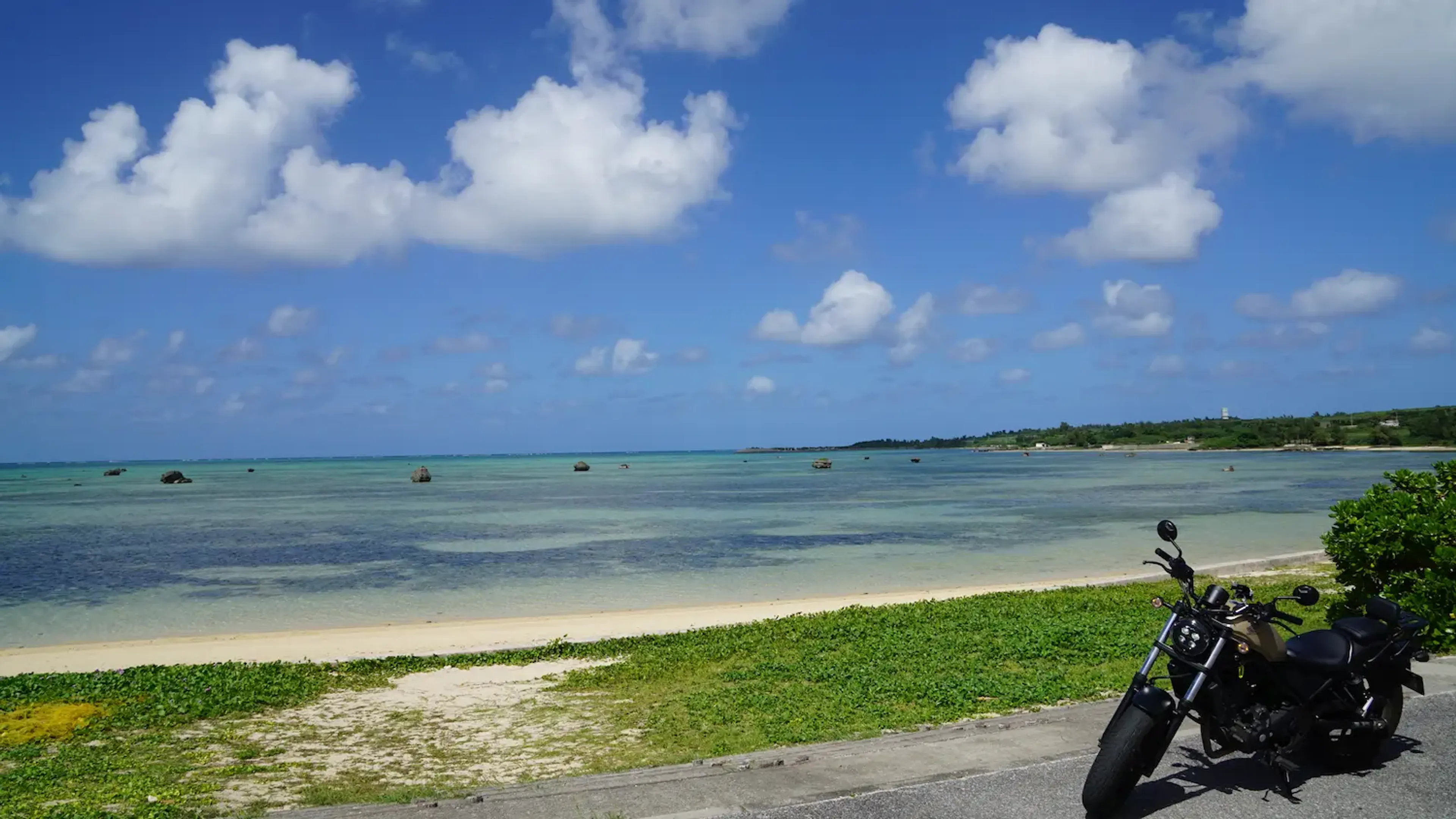 佐和田の浜の巨石