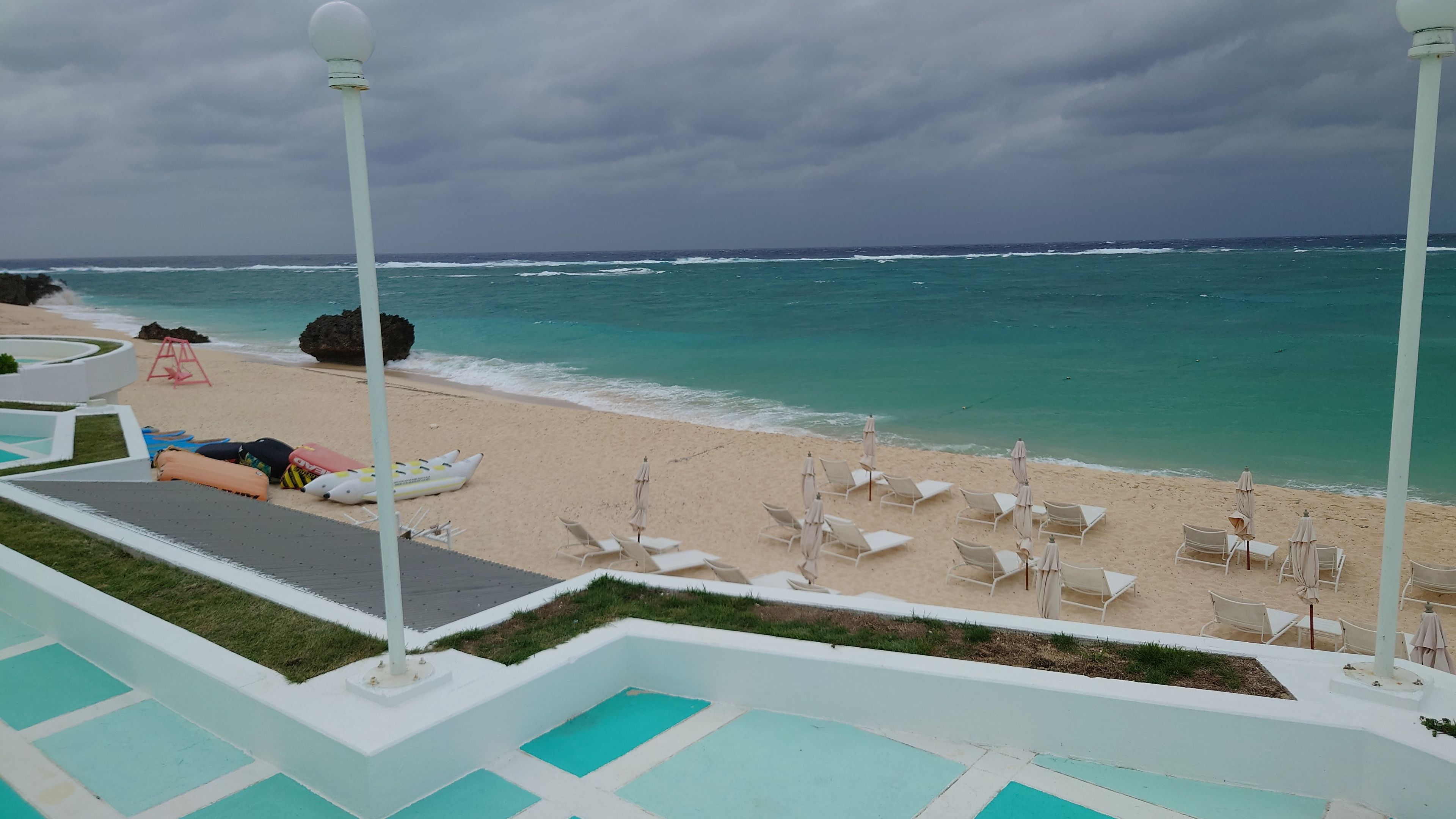 夕日が美しい兼母海岸