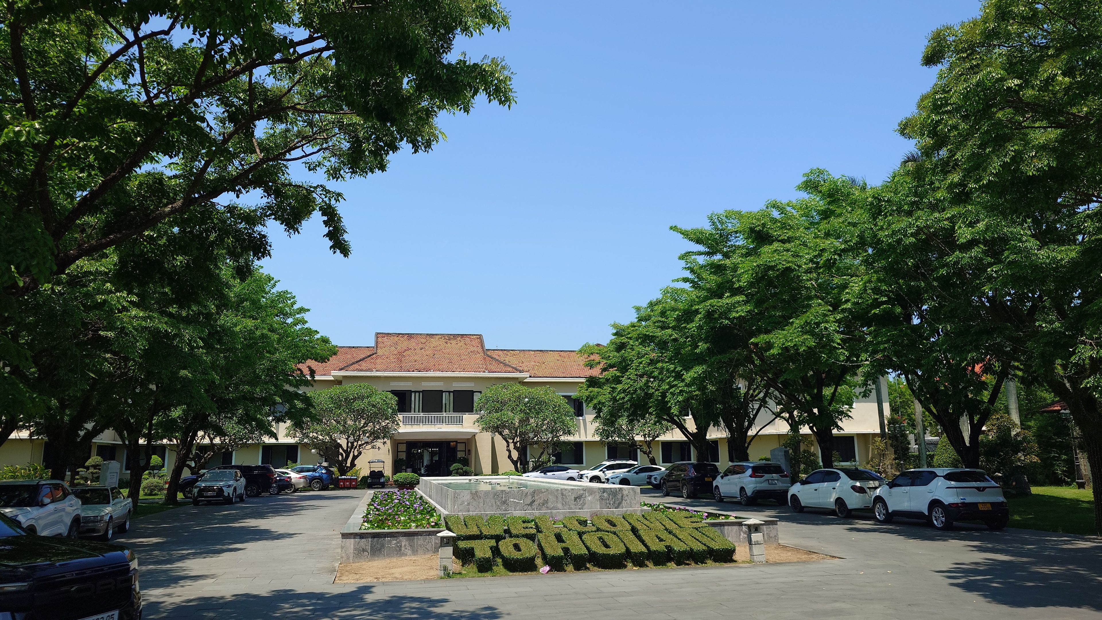 Hoi An Historic Hotel Front Entrance and Garden